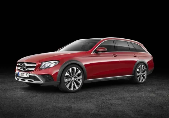 E-Class All-Terrain 2016