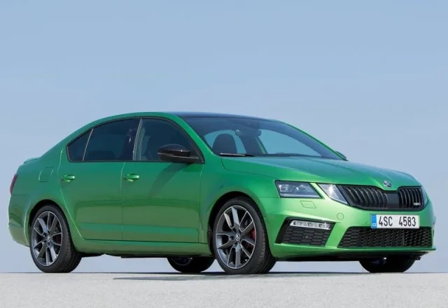 Skoda Octavia RS A7 2017 hatchback