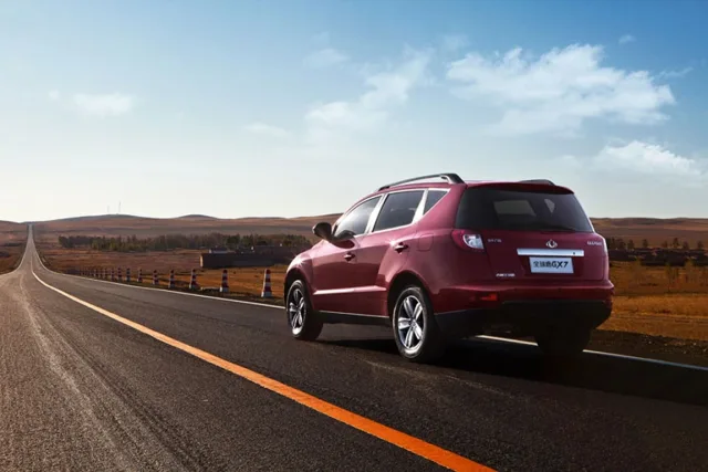Geely Emgrand X7 кросовер — 5