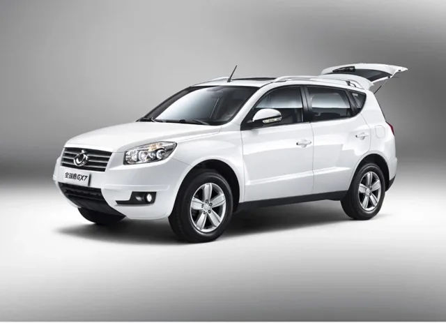 Geely Emgrand X7 кросовер — 11