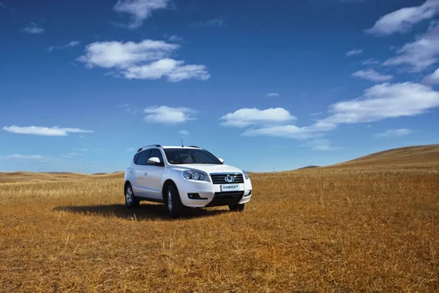 Geely Emgrand X7 кросовер — 18