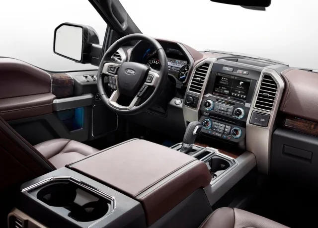 Ford F-150 пікап — 2