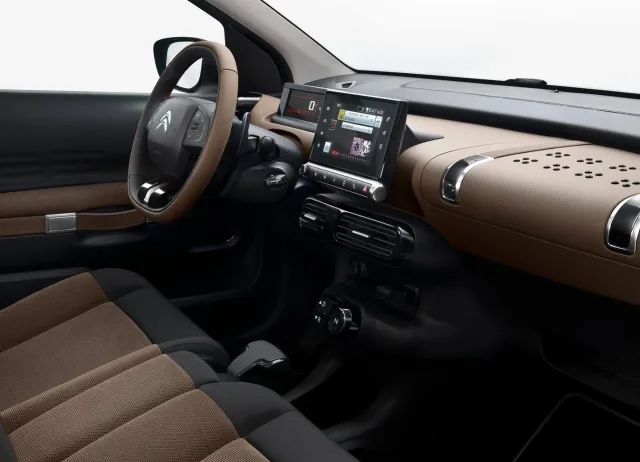 Citroen C4 Cactus 2014 кросовер — 3