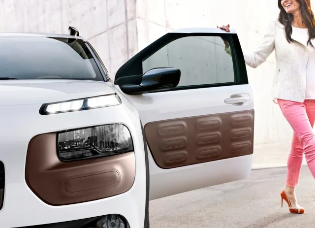 Citroen C4 Cactus 2014 кросовер — 8