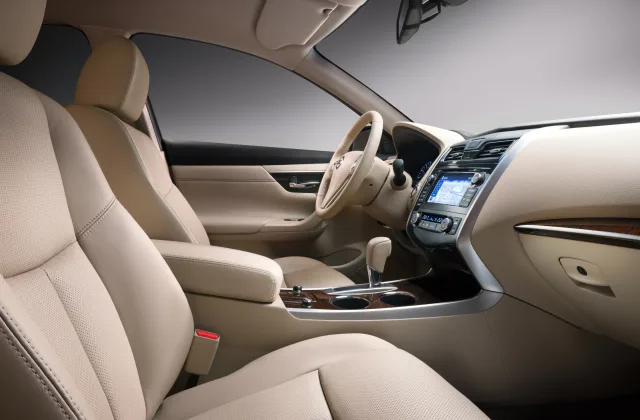 Nissan Teana 2.5 AT Premium+ — 13