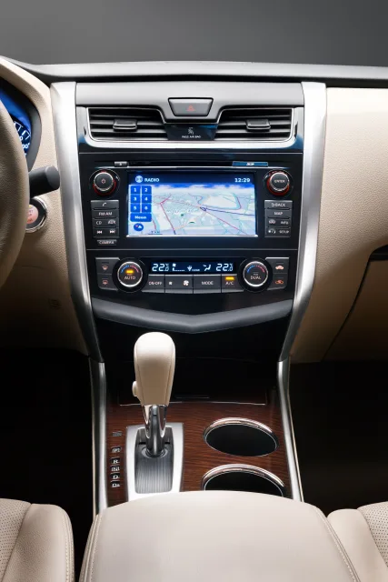Nissan Teana 2.5 AT Premium+ — 14
