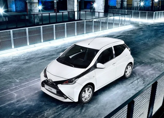 Toyota Aygo хетчбек — 5
