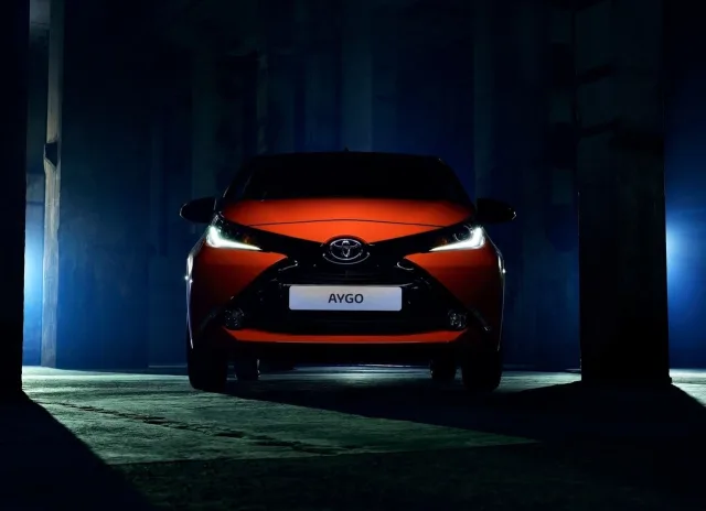 Toyota Aygo хетчбек — 8