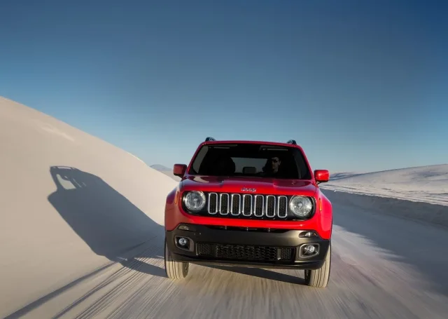 Jeep Renegade (Джип Ренегад) кроссовер — 15