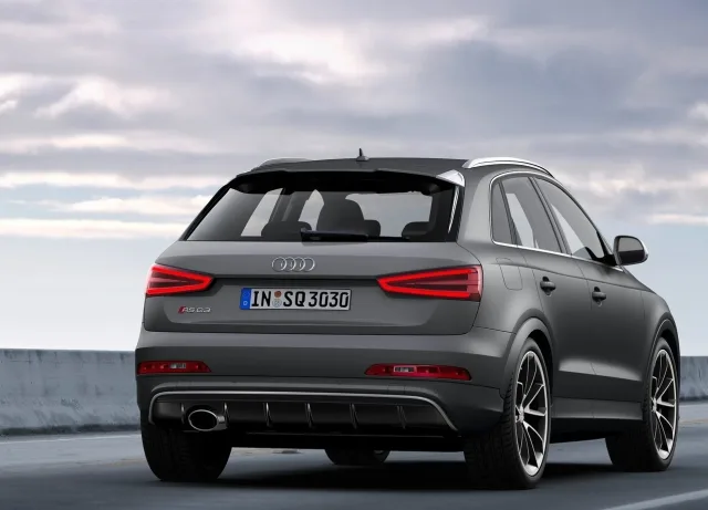 Audi Q3 RS кросовер — 9
