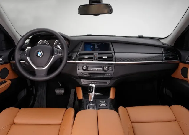 BMW X6 xDrive35 AT — 2