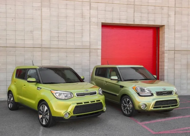 KIA Soul 2013 microvan — 14