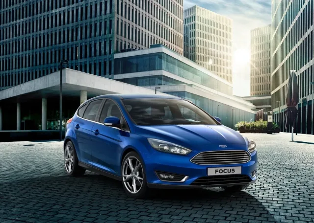 Ford Focus 2015 hatchback — 9