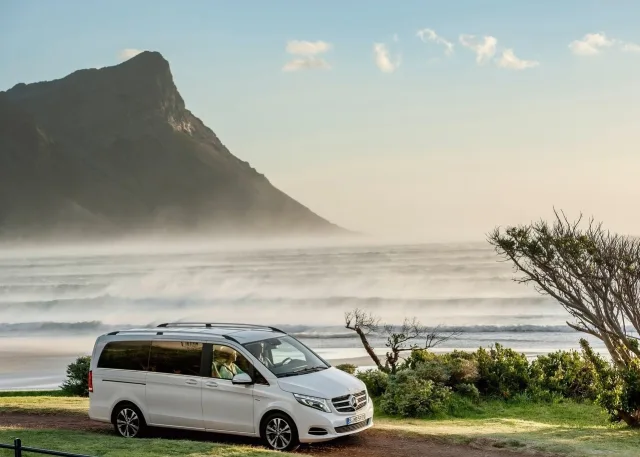 Mercedes-Benz V-class minivan — 5