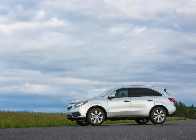 Acura MDX crossover — 24