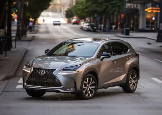Lexus NX 200t 2.0 AT Executive — 9