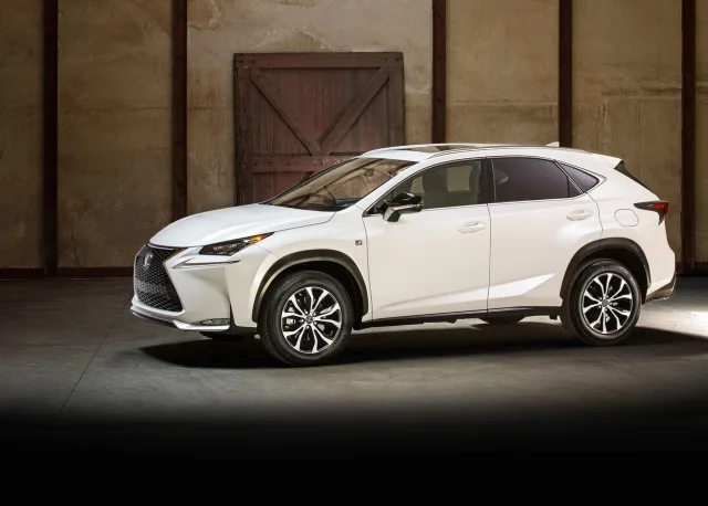 Lexus NX 200t 2.0 AT Executive — 12