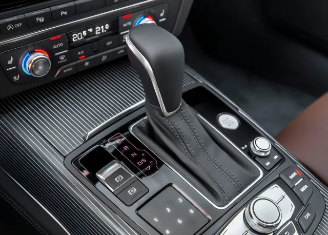 Audi A7 Sportback 2015 (Ауди А7 Спортбек) хэтчбек — 2