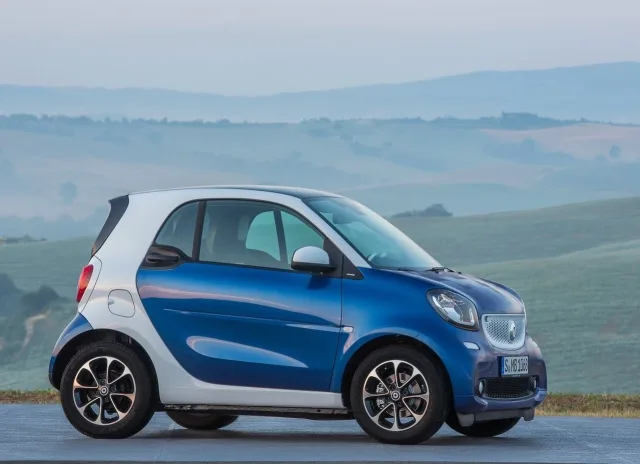 Smart fortwo (Смарт Фоту) хэтчбек — 8