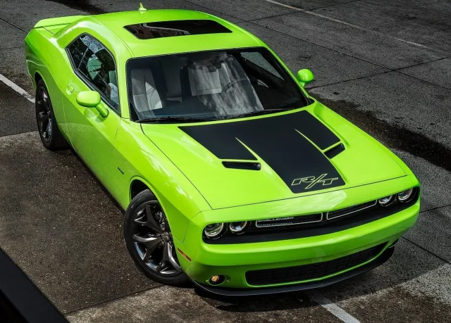 Dodge Challenger купе — 9