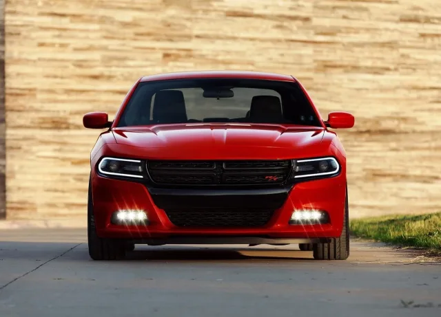 Dodge Charger седан — 9