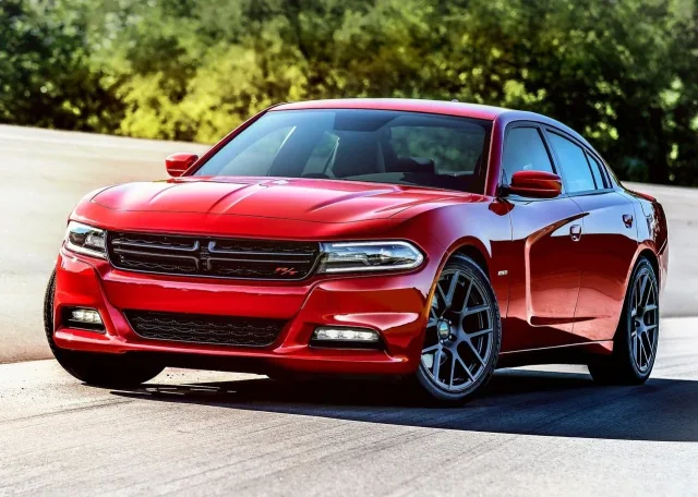 Dodge Charger седан — 11