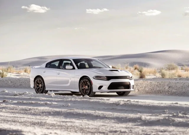 Dodge Charger SRT Hellcat (Додж Чарджер СРТ Хелкет) седан — 9