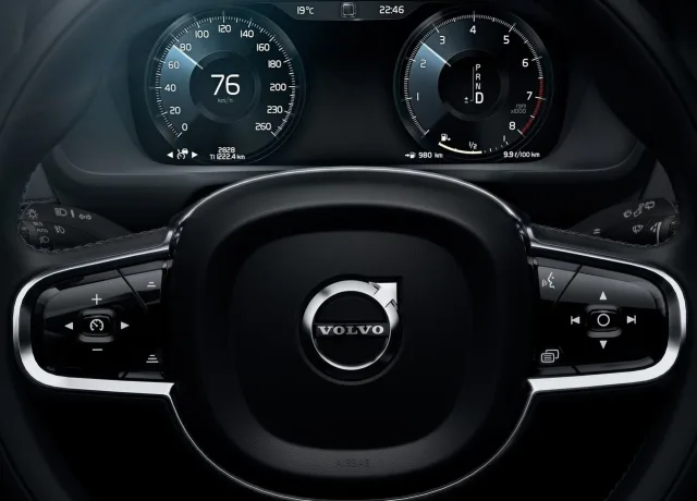 Volvo XC90 кросовер — 3