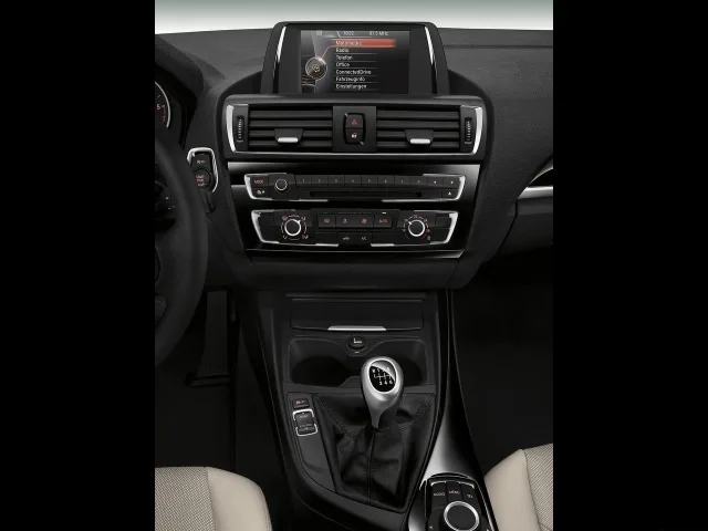 BMW 2 Series Cabriolet (БМВ 2 Серии Кабриолет) кабриолет — 4