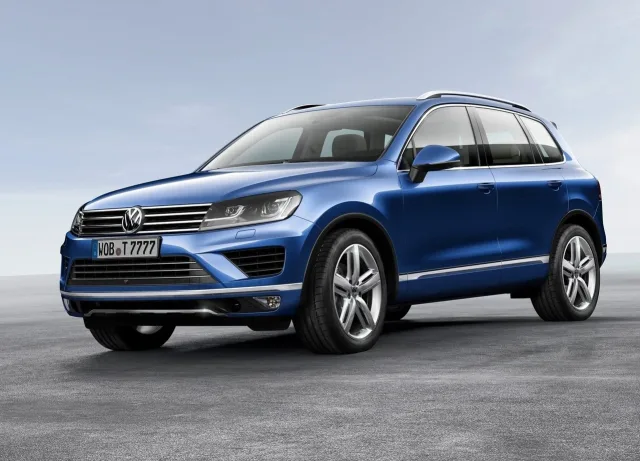 Volkswagen Touareg 2015 кросовер — 9