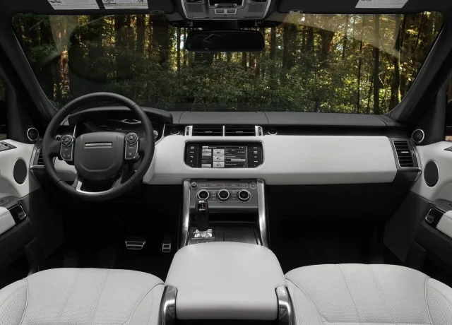 Land Rover Range Rover Sport 2013 позашляховик — 2