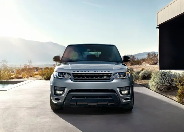 Land Rover Range Rover Sport 2013 позашляховик — 15