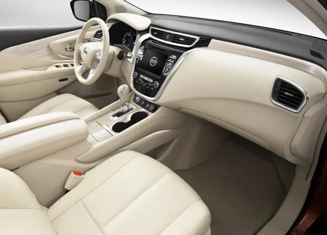 Nissan Murano 2015 кросовер — 3