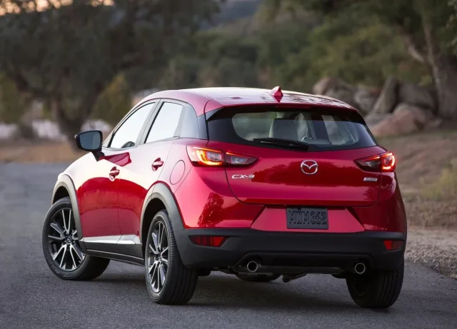 Mazda CX-3 crossover — 6