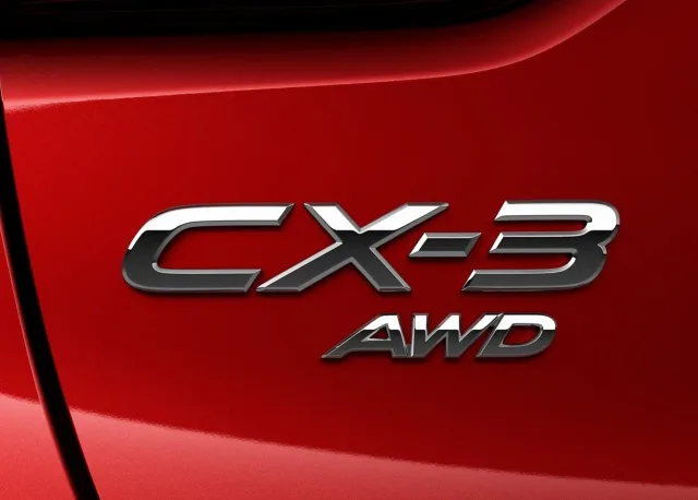 Mazda CX-3 crossover — 8