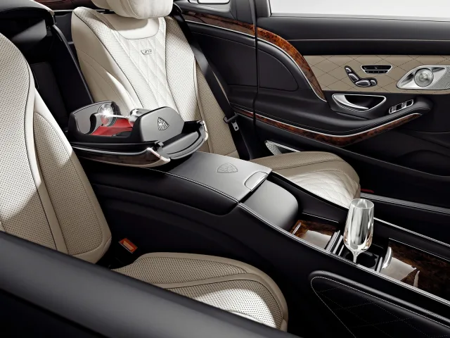 Mercedes-Benz S-Class Maybach 2015 sedan — 2