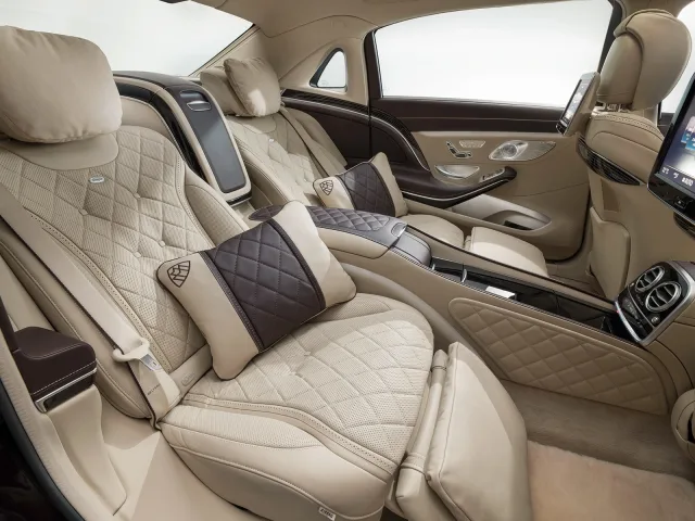 Mercedes-Benz S-Class Maybach 2015 sedan — 3