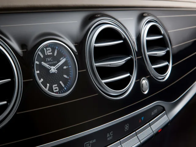 Mercedes-Benz S-Class Maybach 2015 sedan — 5