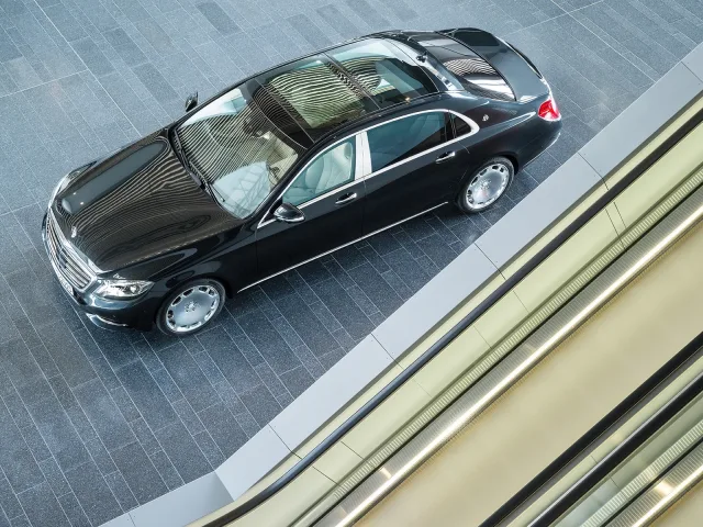 Mercedes-Benz S-Class Maybach 2015 sedan — 14