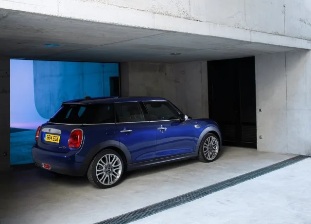 MINI 5 Door hatchback — 7