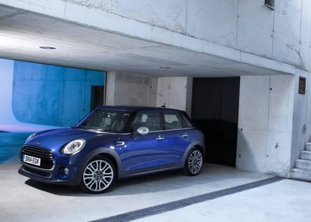 MINI 5 Door hatchback — 10