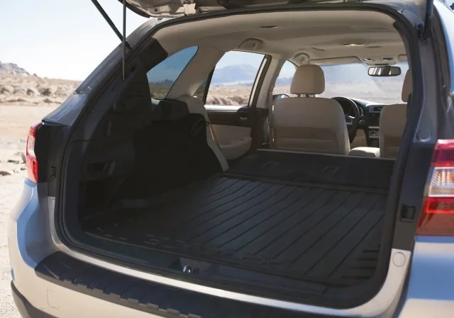 Subaru Outback 2015 station wagon — 3