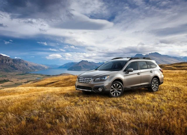 Subaru Outback 2015 station wagon — 6