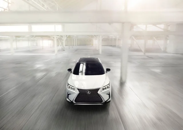 Lexus RX 2016 кросовер — 6