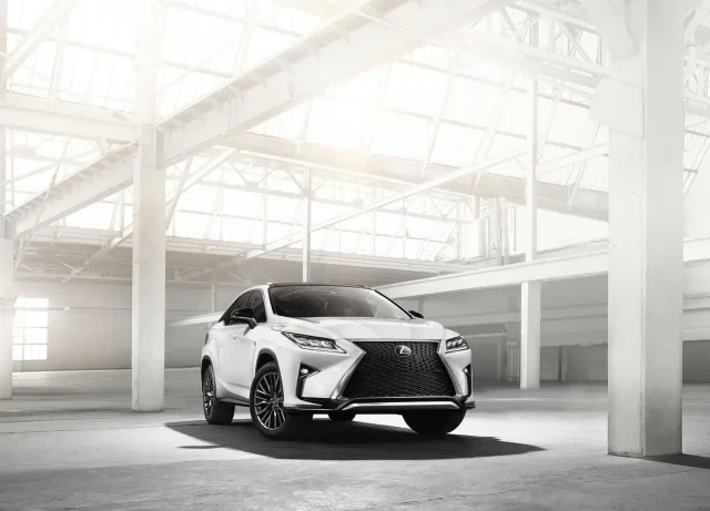 Lexus RX 2016 кросовер — 7