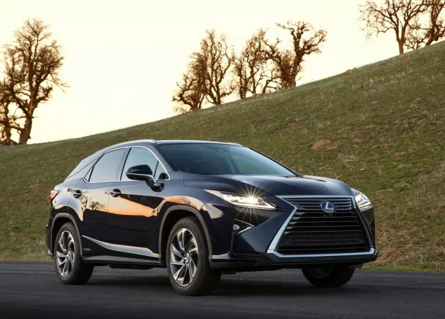 Lexus RX 2016 кросовер — 12
