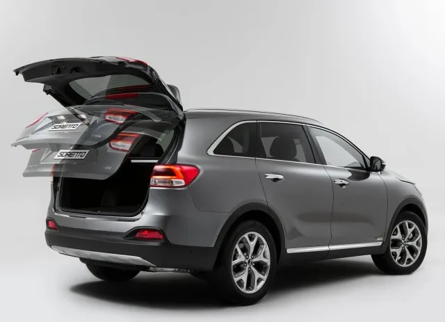 KIA Sorento 2.2D AT Luxury — 6