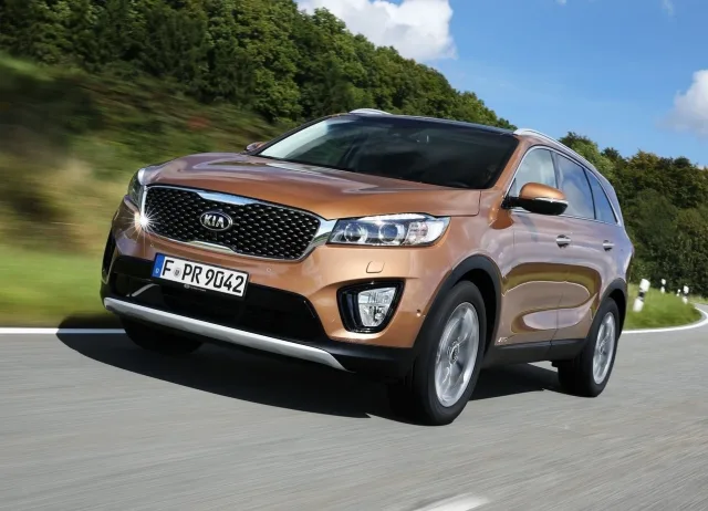 KIA Sorento 2.2D AT Luxury — 9