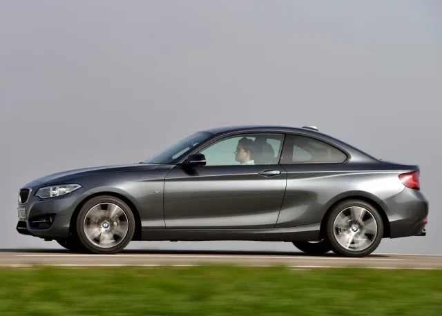 BMW 2 Series Coupe F22 coupe — 5
