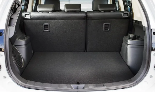 Mitsubishi Outlander 2.4 AT 4WD PHEV — 5